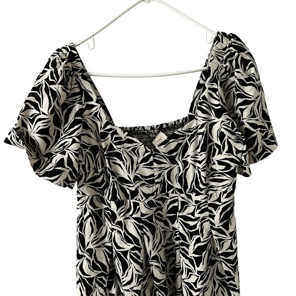 A New Day Floral Black & White Fit & Flare Flutter Sleeves Midi Dress Size 10 - Picture 5 of 7